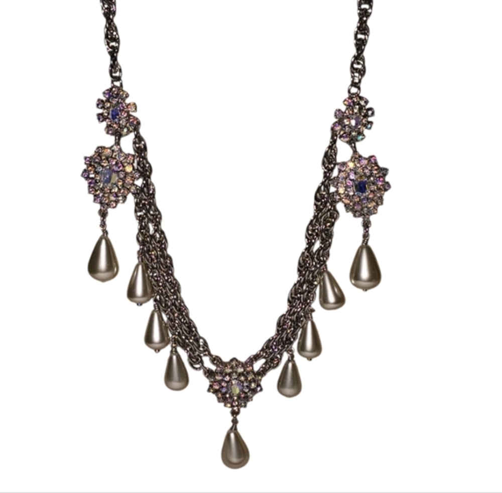Ann Taylor Vintage Layered Elegant Silver Iridescent Purple Pearl Necklace